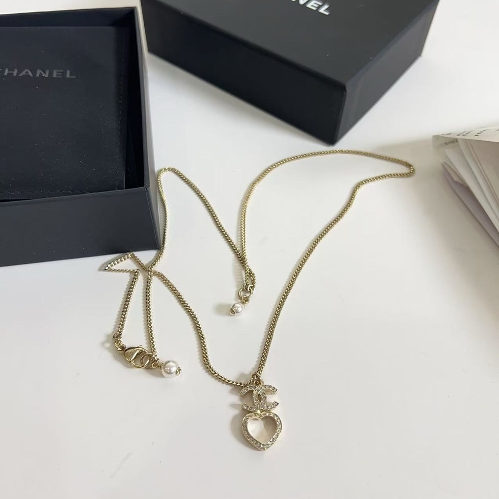 Chanel CC Crystal Pearl and Gold Metal CC Heart Necklace